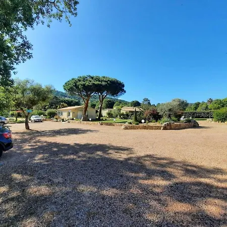 Les Jardins De Santa Giulia - Charmante Dhte 2 게스트하우스 3*